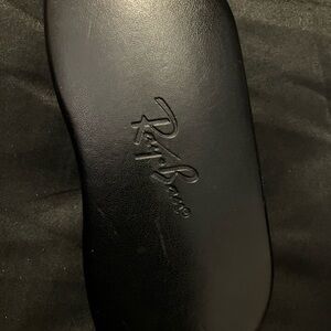 Ray Ban Black Hard Glasses case with Ray Ban Cloth